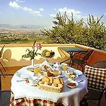Il Poggio Degli Olivi Hotell