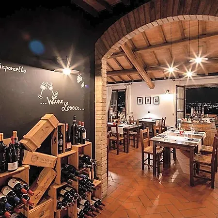 Il Poggio Degli Olivi 3* 贝托纳