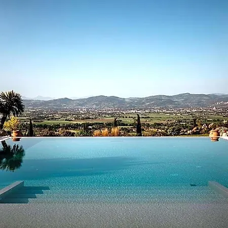 Il Poggio Degli Olivi فندق