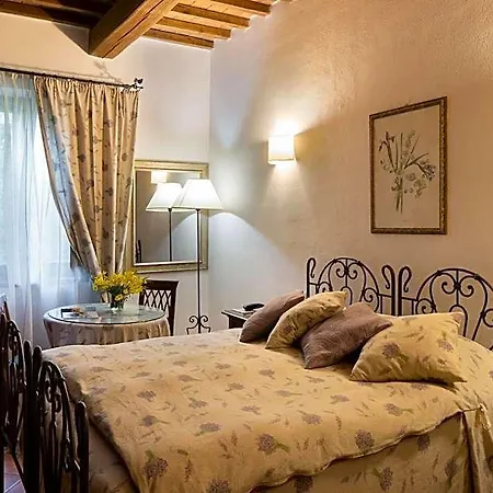 فندق Il Poggio Degli Olivi بيتونا