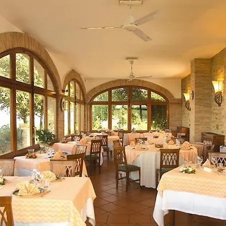 Il Poggio Degli Olivi 3*