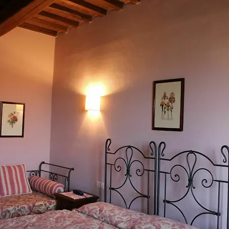 Il Poggio Degli Olivi ホテル